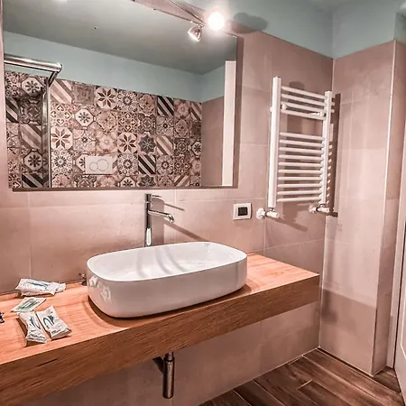 Domus Antica Guest house *